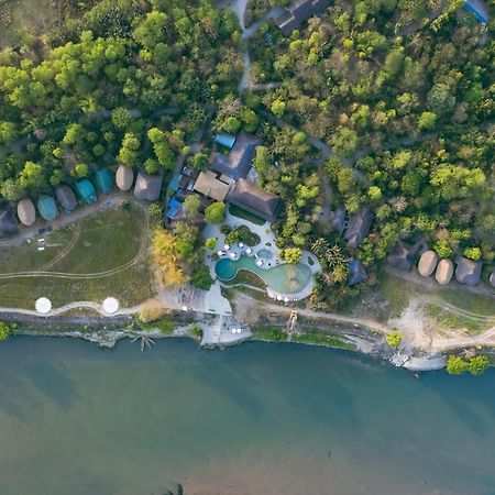 Barahi Jungle Lodge Meghauli Экстерьер фото