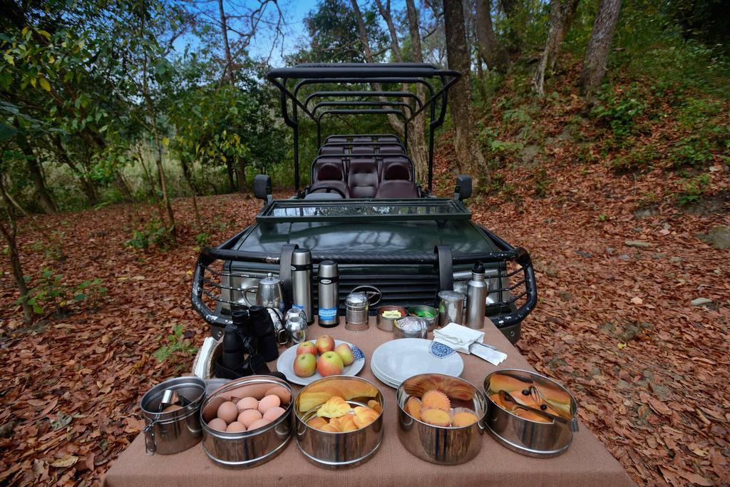 Barahi Jungle Lodge Meghauli Экстерьер фото