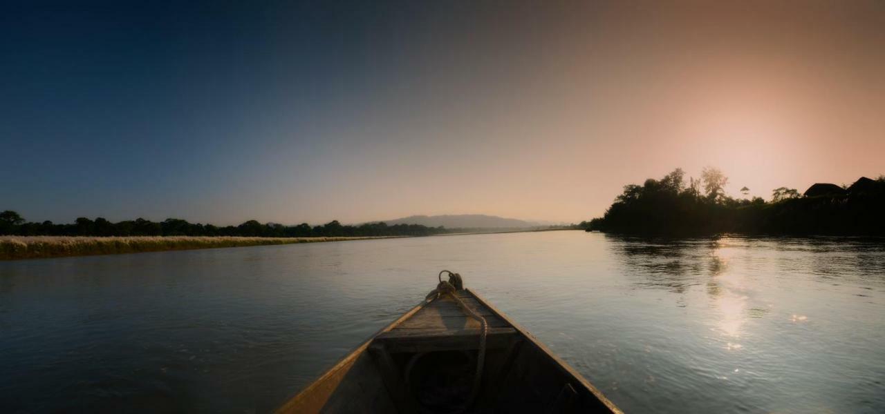 Barahi Jungle Lodge Meghauli Экстерьер фото