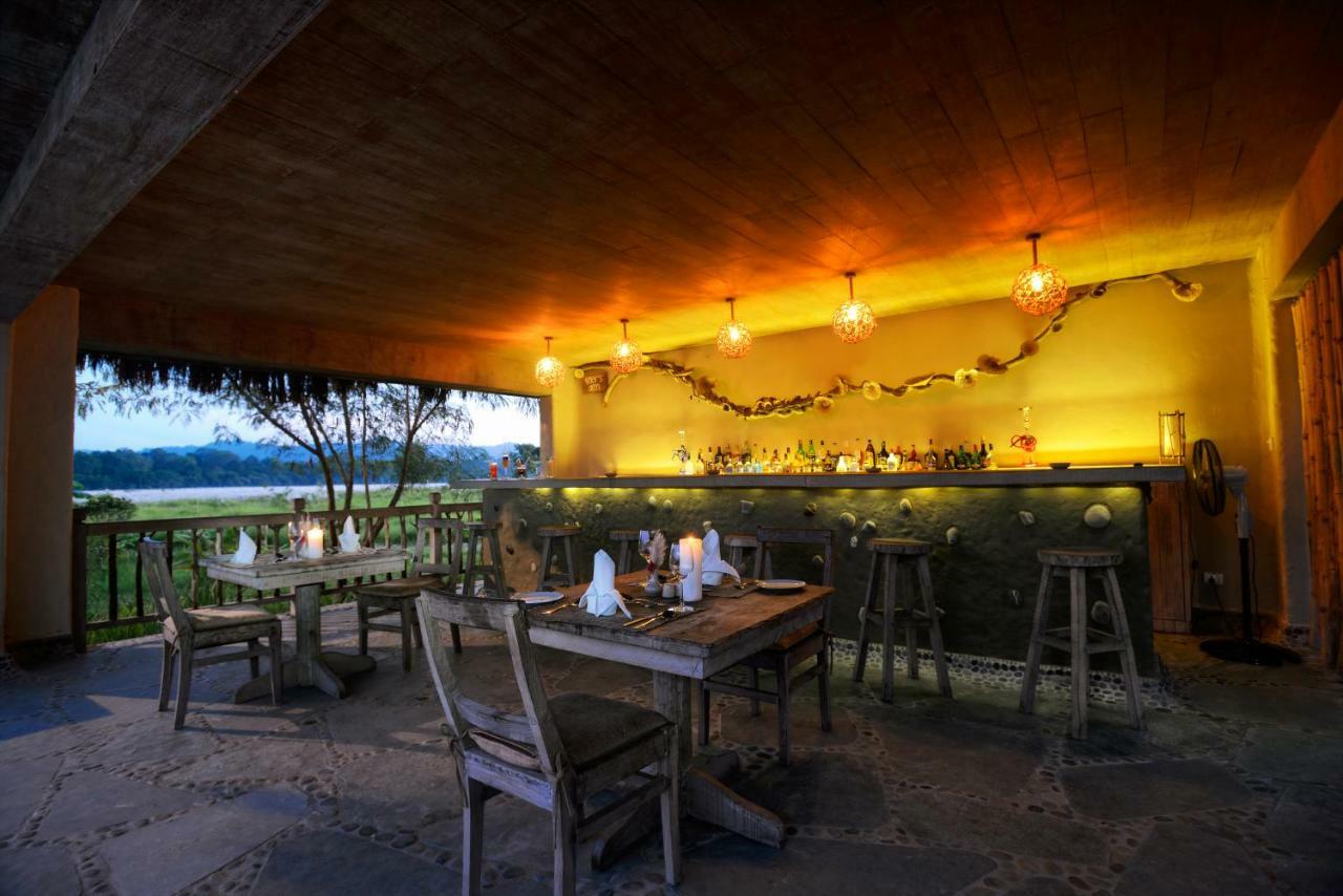 Barahi Jungle Lodge Meghauli Экстерьер фото