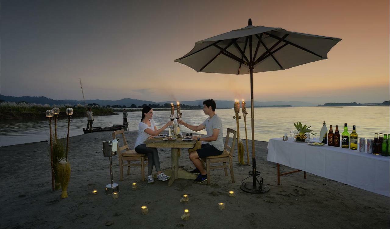 Barahi Jungle Lodge Meghauli Экстерьер фото
